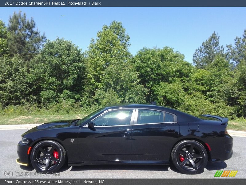 Pitch-Black / Black 2017 Dodge Charger SRT Hellcat