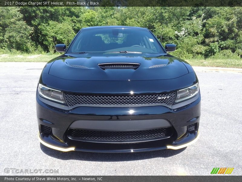 Pitch-Black / Black 2017 Dodge Charger SRT Hellcat