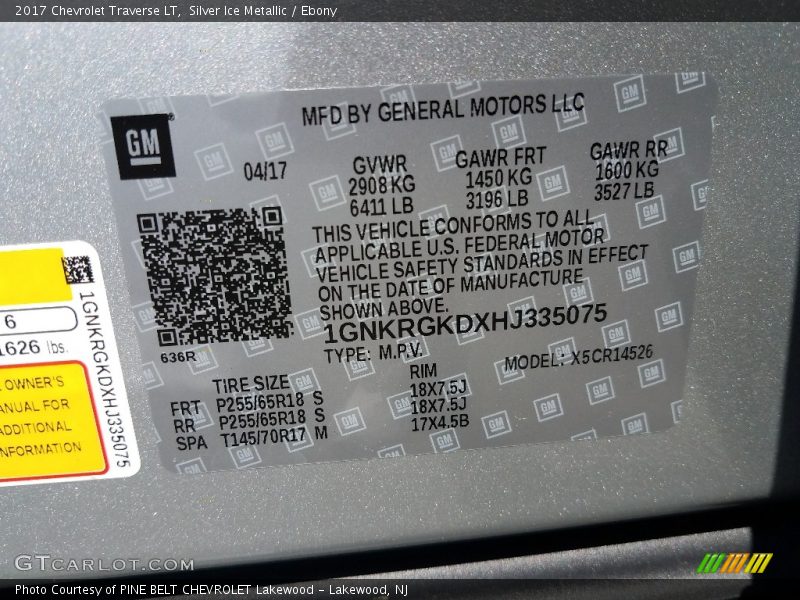 Silver Ice Metallic / Ebony 2017 Chevrolet Traverse LT