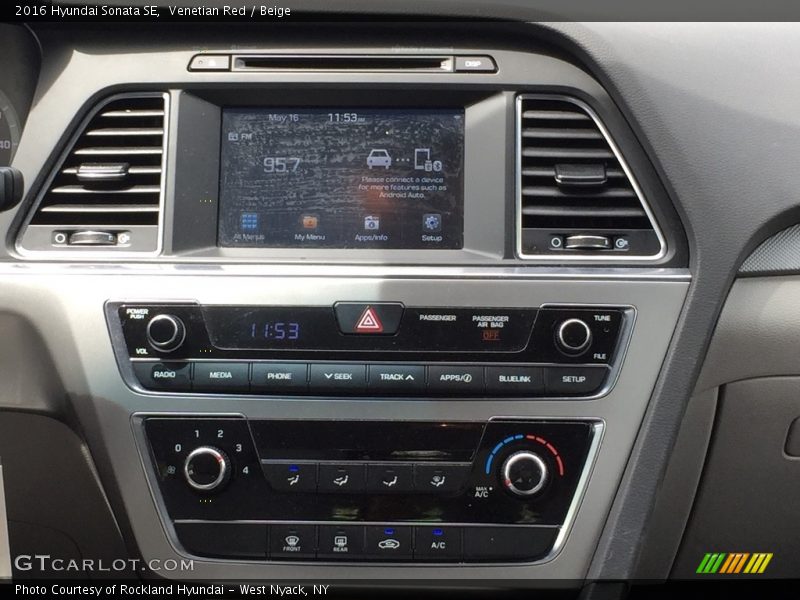Venetian Red / Beige 2016 Hyundai Sonata SE