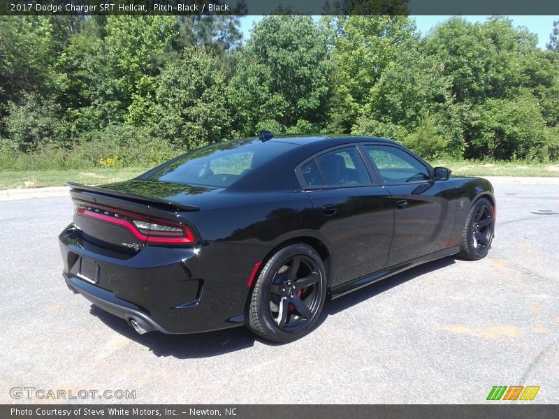 Pitch-Black / Black 2017 Dodge Charger SRT Hellcat