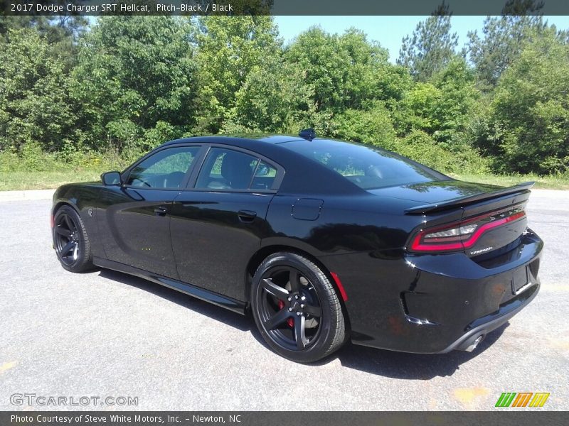 Pitch-Black / Black 2017 Dodge Charger SRT Hellcat