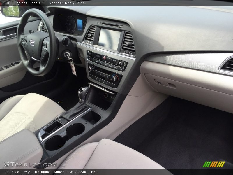 Venetian Red / Beige 2016 Hyundai Sonata SE