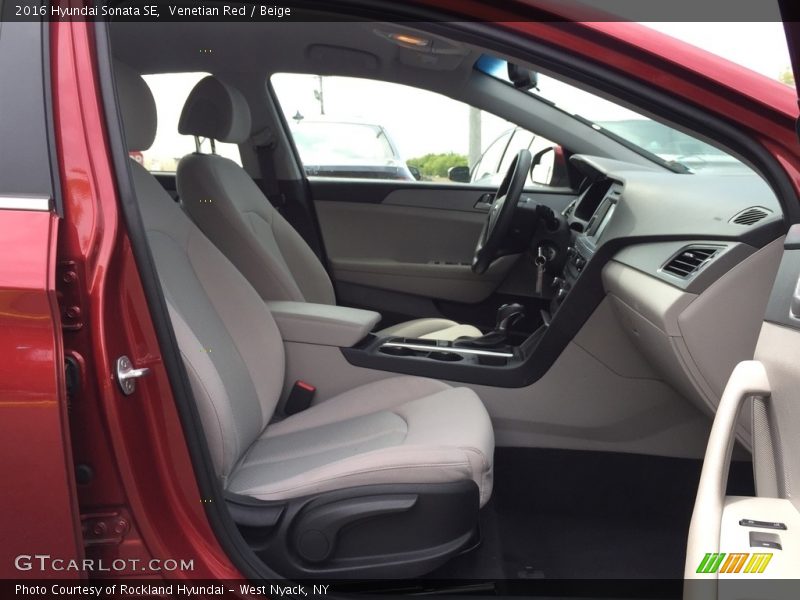 Venetian Red / Beige 2016 Hyundai Sonata SE
