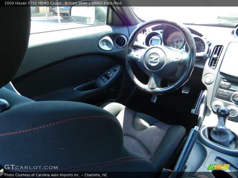 Brilliant Silver / NISMO Black/Red 2009 Nissan 370Z NISMO Coupe
