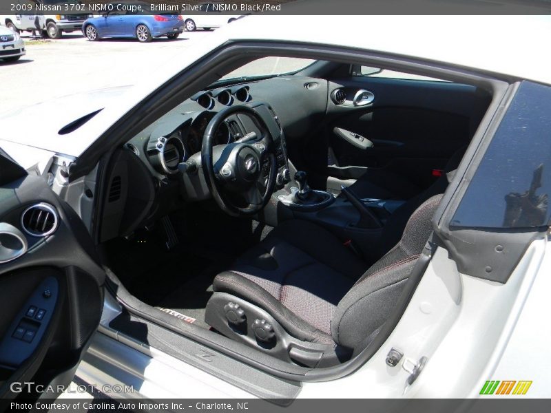 Brilliant Silver / NISMO Black/Red 2009 Nissan 370Z NISMO Coupe