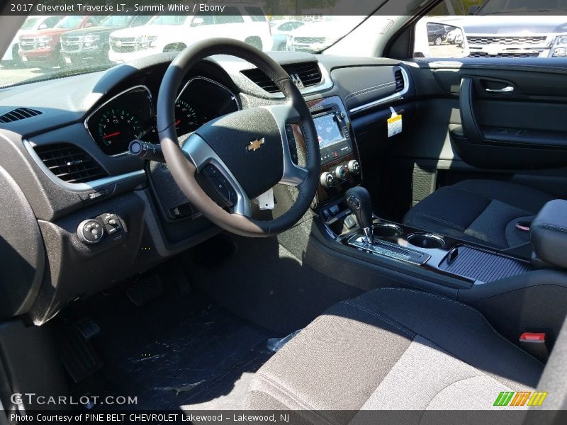 Summit White / Ebony 2017 Chevrolet Traverse LT