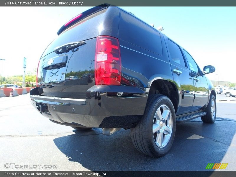 Black / Ebony 2014 Chevrolet Tahoe LS 4x4