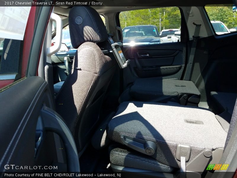 Siren Red Tintcoat / Ebony 2017 Chevrolet Traverse LT