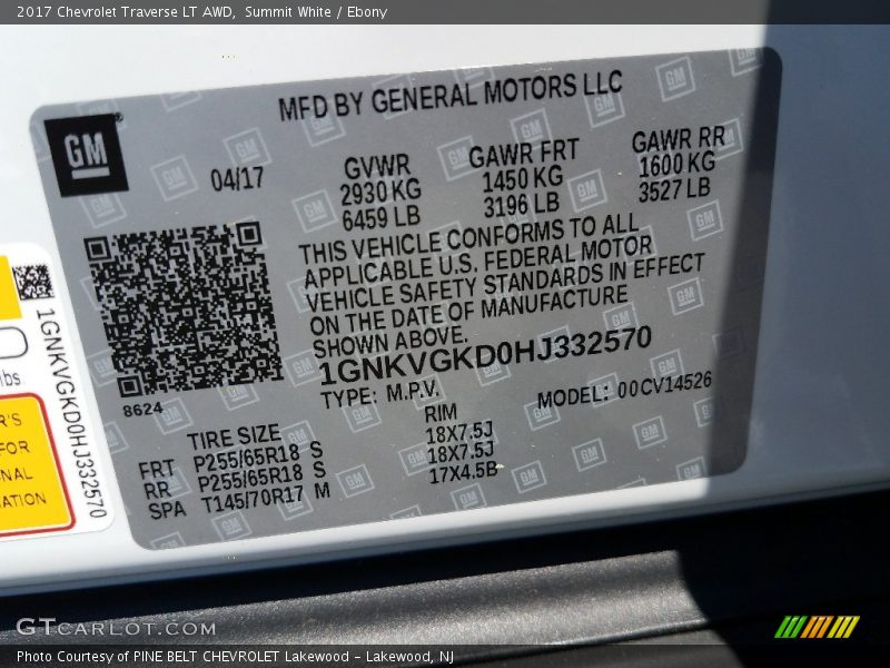 Summit White / Ebony 2017 Chevrolet Traverse LT AWD