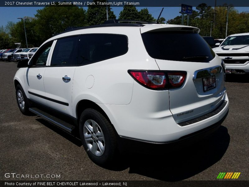Summit White / Dark Titanium/Light Titanium 2017 Chevrolet Traverse LS