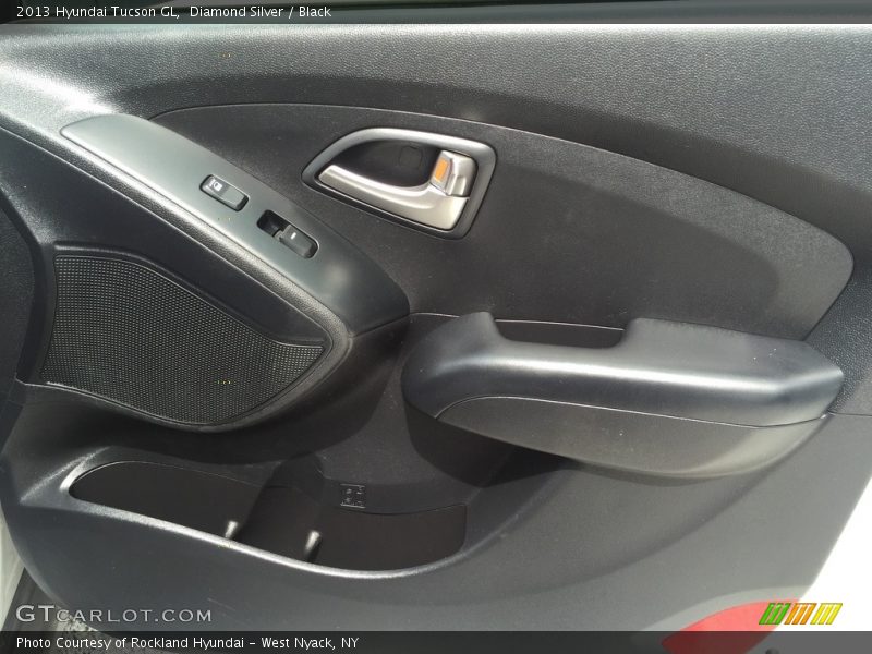 Diamond Silver / Black 2013 Hyundai Tucson GL