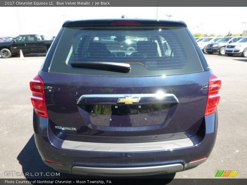Blue Velvet Metallic / Jet Black 2017 Chevrolet Equinox LS