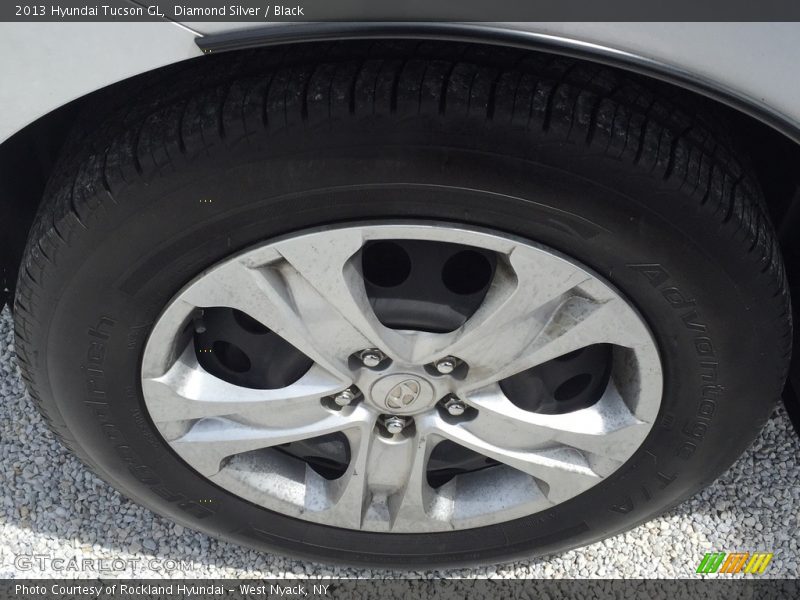 Diamond Silver / Black 2013 Hyundai Tucson GL