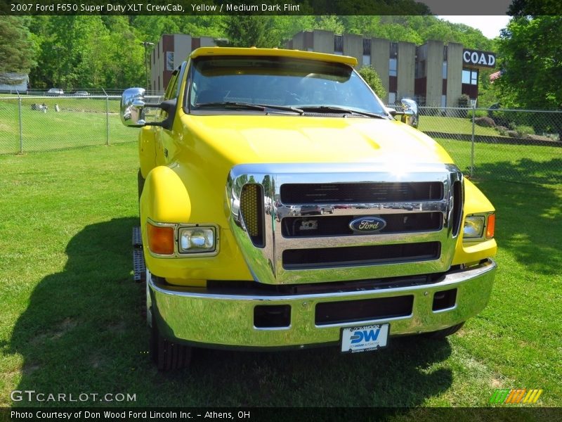 Yellow / Medium Dark Flint 2007 Ford F650 Super Duty XLT CrewCab