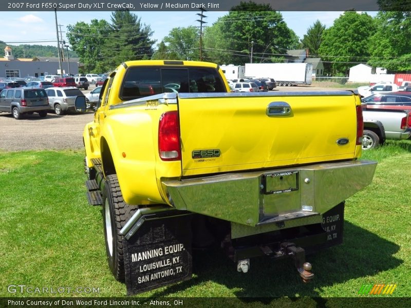 Yellow / Medium Dark Flint 2007 Ford F650 Super Duty XLT CrewCab