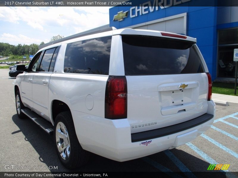 Iridescent Pearl Tricoat / Cocoa/Dune 2017 Chevrolet Suburban LT 4WD