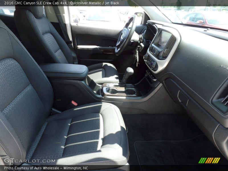 Quicksilver Metallic / Jet Black 2016 GMC Canyon SLE Crew Cab 4x4