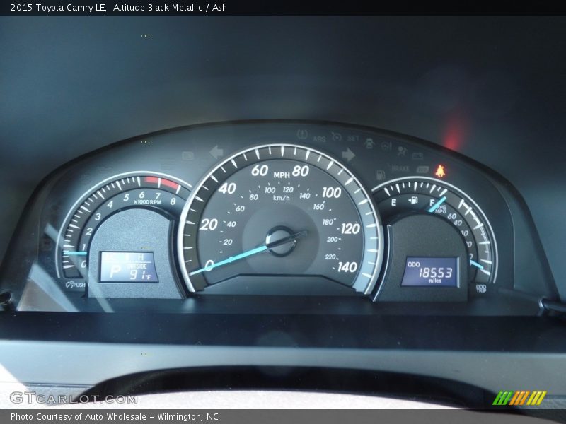 Attitude Black Metallic / Ash 2015 Toyota Camry LE