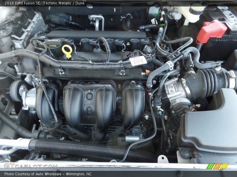 Tectonic Metallic / Dune 2016 Ford Fusion SE