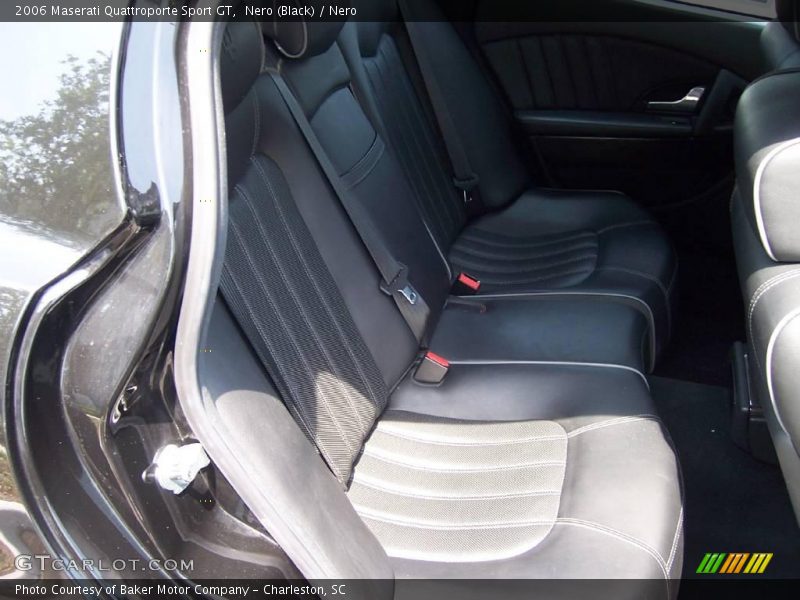 Nero (Black) / Nero 2006 Maserati Quattroporte Sport GT