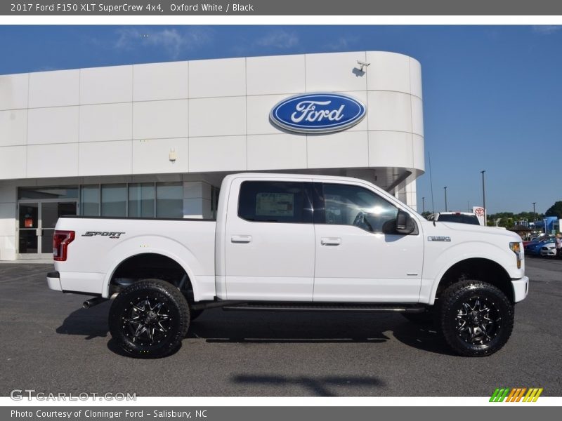 Oxford White / Black 2017 Ford F150 XLT SuperCrew 4x4