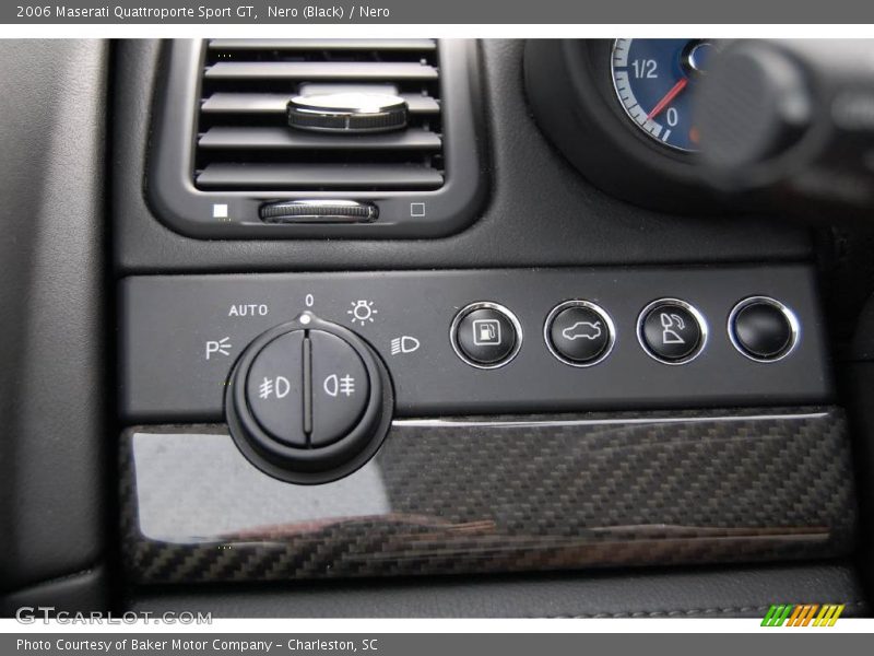 Nero (Black) / Nero 2006 Maserati Quattroporte Sport GT