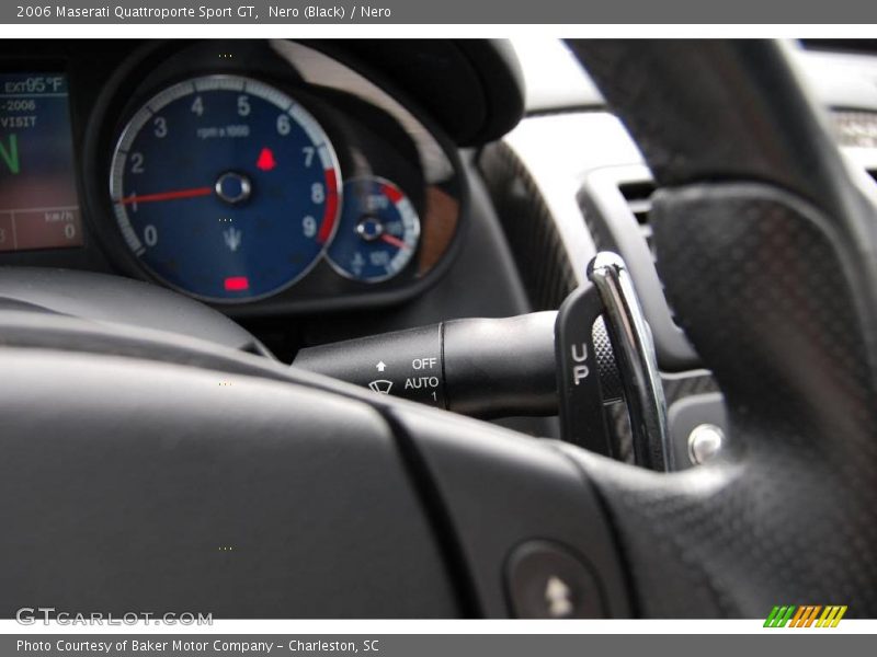 Nero (Black) / Nero 2006 Maserati Quattroporte Sport GT
