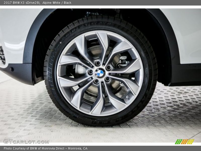 Alpine White / Black 2017 BMW X3 sDrive28i