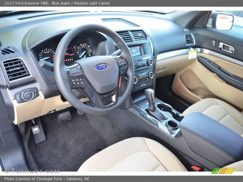 Blue Jeans / Medium Light Camel 2017 Ford Explorer FWD