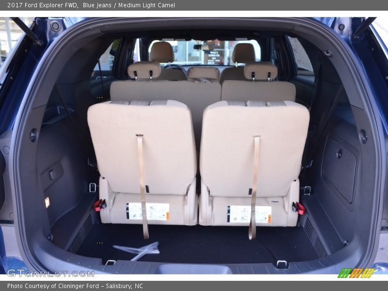 Blue Jeans / Medium Light Camel 2017 Ford Explorer FWD