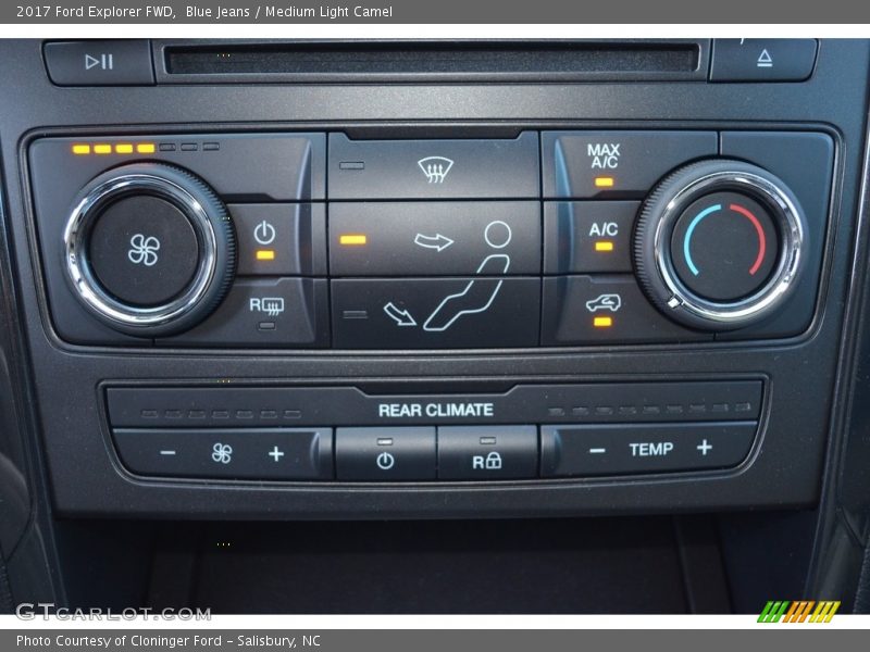 Blue Jeans / Medium Light Camel 2017 Ford Explorer FWD