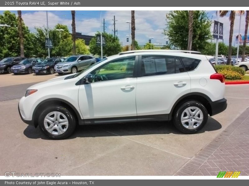 Super White / Ash 2015 Toyota RAV4 LE