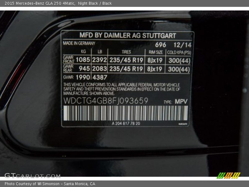 Night Black / Black 2015 Mercedes-Benz GLA 250 4Matic