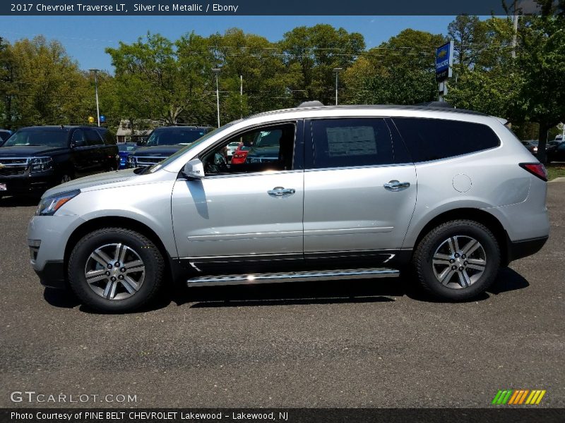 Silver Ice Metallic / Ebony 2017 Chevrolet Traverse LT