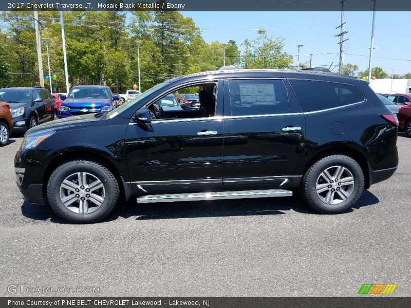 Mosaic Black Metallic / Ebony 2017 Chevrolet Traverse LT