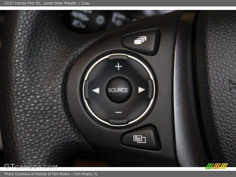 Lunar Silver Metallic / Gray 2017 Honda Pilot EX