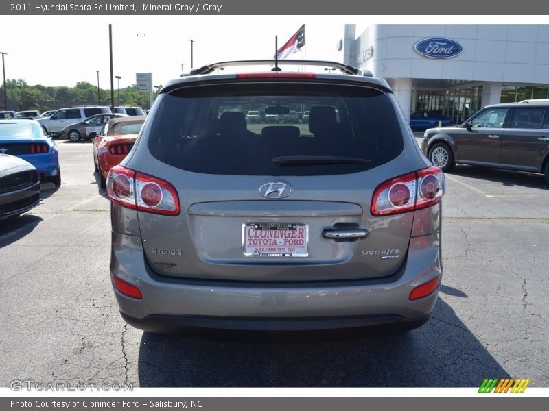 Mineral Gray / Gray 2011 Hyundai Santa Fe Limited