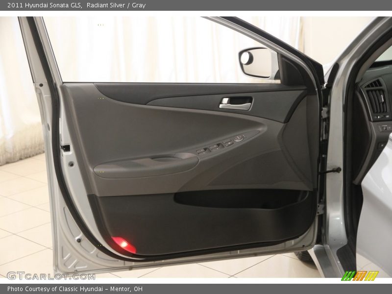 Radiant Silver / Gray 2011 Hyundai Sonata GLS