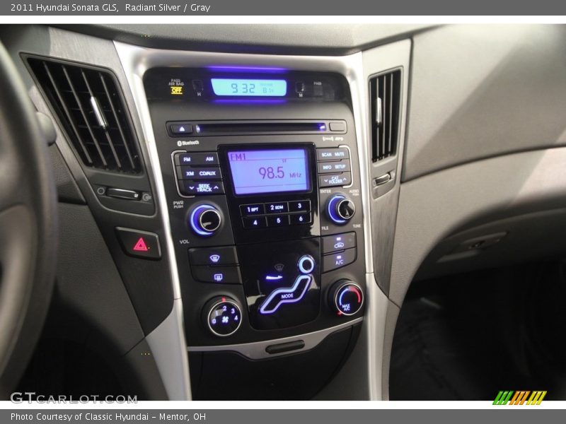 Radiant Silver / Gray 2011 Hyundai Sonata GLS