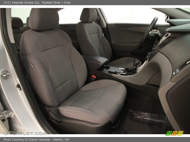 Radiant Silver / Gray 2011 Hyundai Sonata GLS