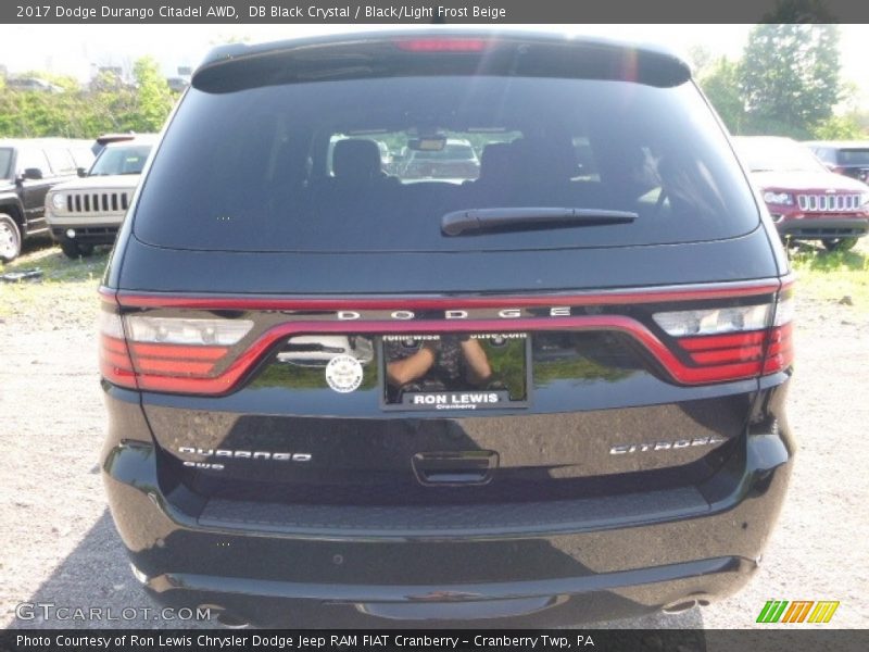 DB Black Crystal / Black/Light Frost Beige 2017 Dodge Durango Citadel AWD