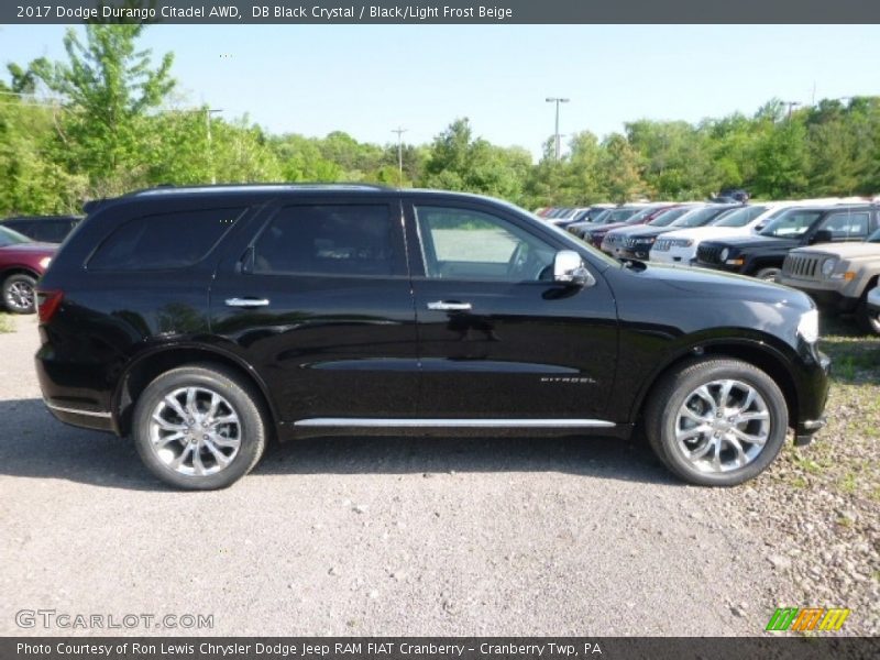 DB Black Crystal / Black/Light Frost Beige 2017 Dodge Durango Citadel AWD