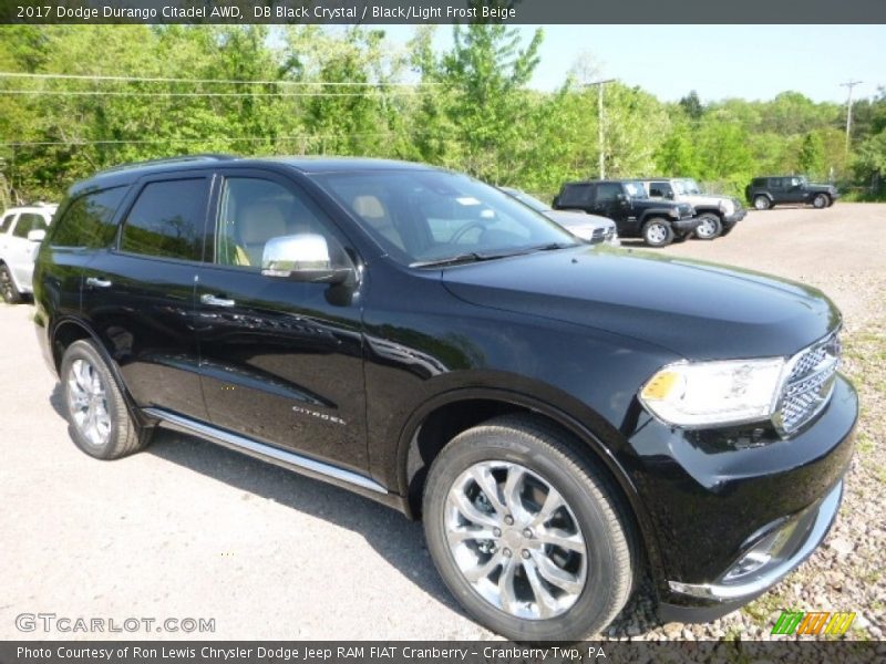 DB Black Crystal / Black/Light Frost Beige 2017 Dodge Durango Citadel AWD