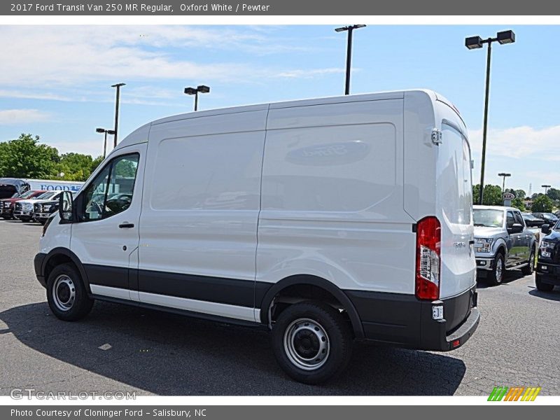 Oxford White / Pewter 2017 Ford Transit Van 250 MR Regular