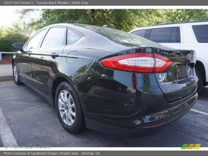 Tuxedo Black Metallic / Earth Gray 2015 Ford Fusion S