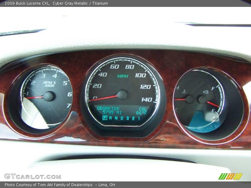 Cyber Gray Metallic / Titanium 2009 Buick Lucerne CXL