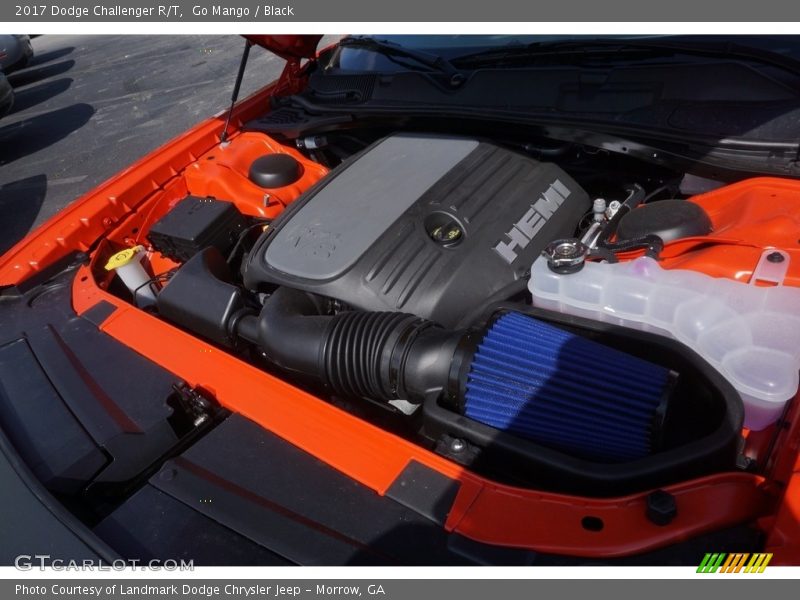 Go Mango / Black 2017 Dodge Challenger R/T