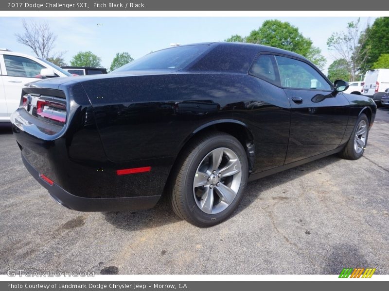 Pitch Black / Black 2017 Dodge Challenger SXT