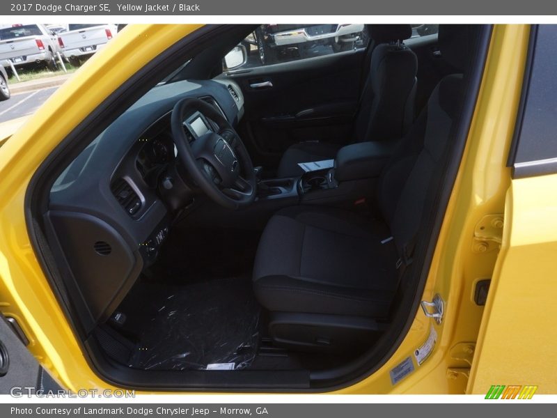 Yellow Jacket / Black 2017 Dodge Charger SE